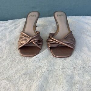 EUC Paige Women's Bronze Slide Sandals‎ Size 8 Mule Summer Leather Bow Metallic